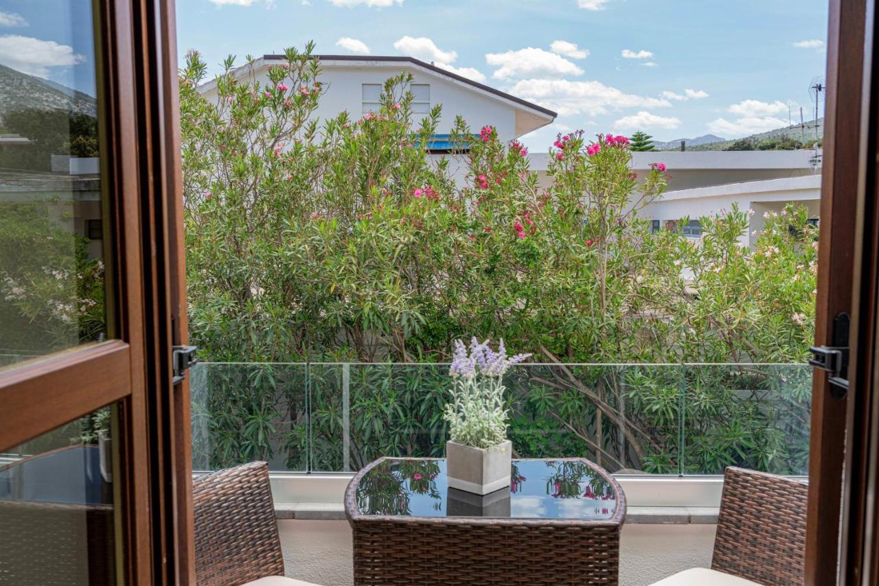 Hotel Ristorante La Conchiglia 4*